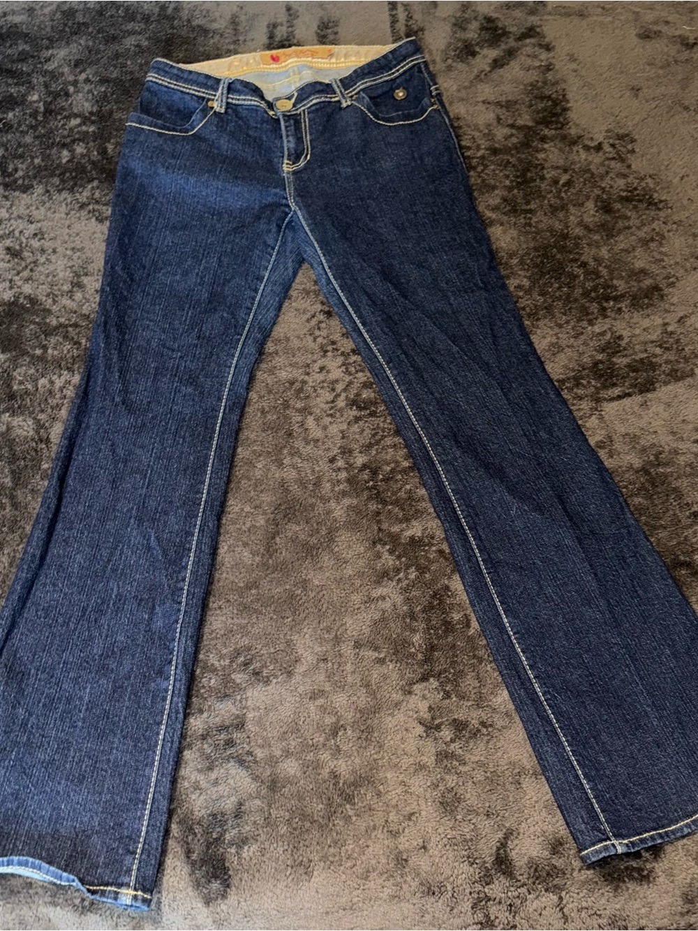 Apple Bottom Jeans Women 9/10
Embroidered Y2K Spellout Logo Urban
Adult
